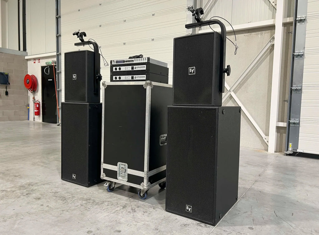 Electro-Voice (EV): 2x Rx118S 2x PX1122M 2x CP4000S 1xDC-One