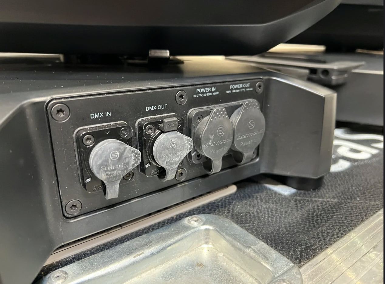 KME PANO line array: 8x QL906 + 4x QL1215 + 2x frame