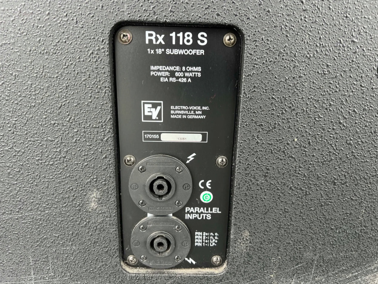 Electro-Voice (EV): 2x Rx118S 2x PX1122M 2x CP4000S 1xDC-One