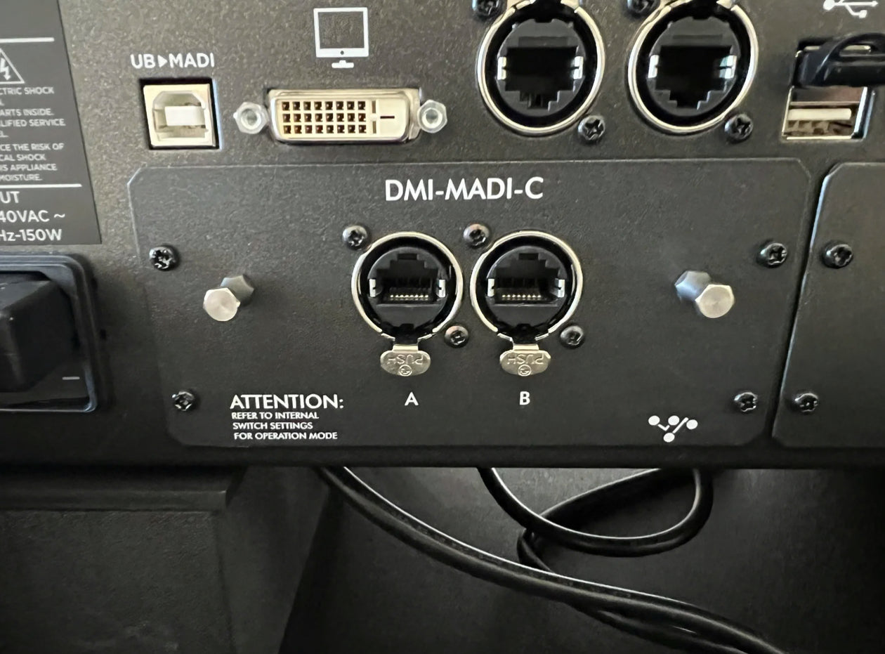 DiGiCo S31 + D-Rack + DMI-Madi-C + AES + Cable Cat6A