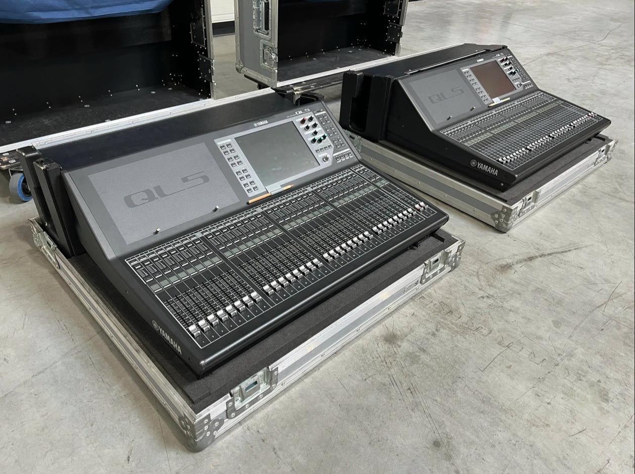 Yamaha QL5 incl. case (2x)