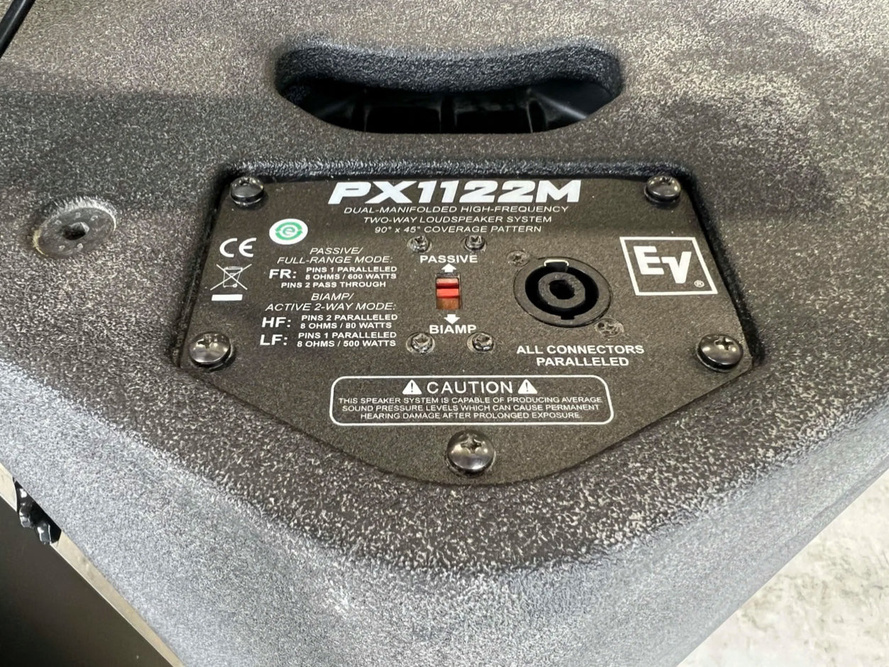 Electro-Voice (EV): 2x Rx118S 2x PX1122M 2x CP4000S 1xDC-One