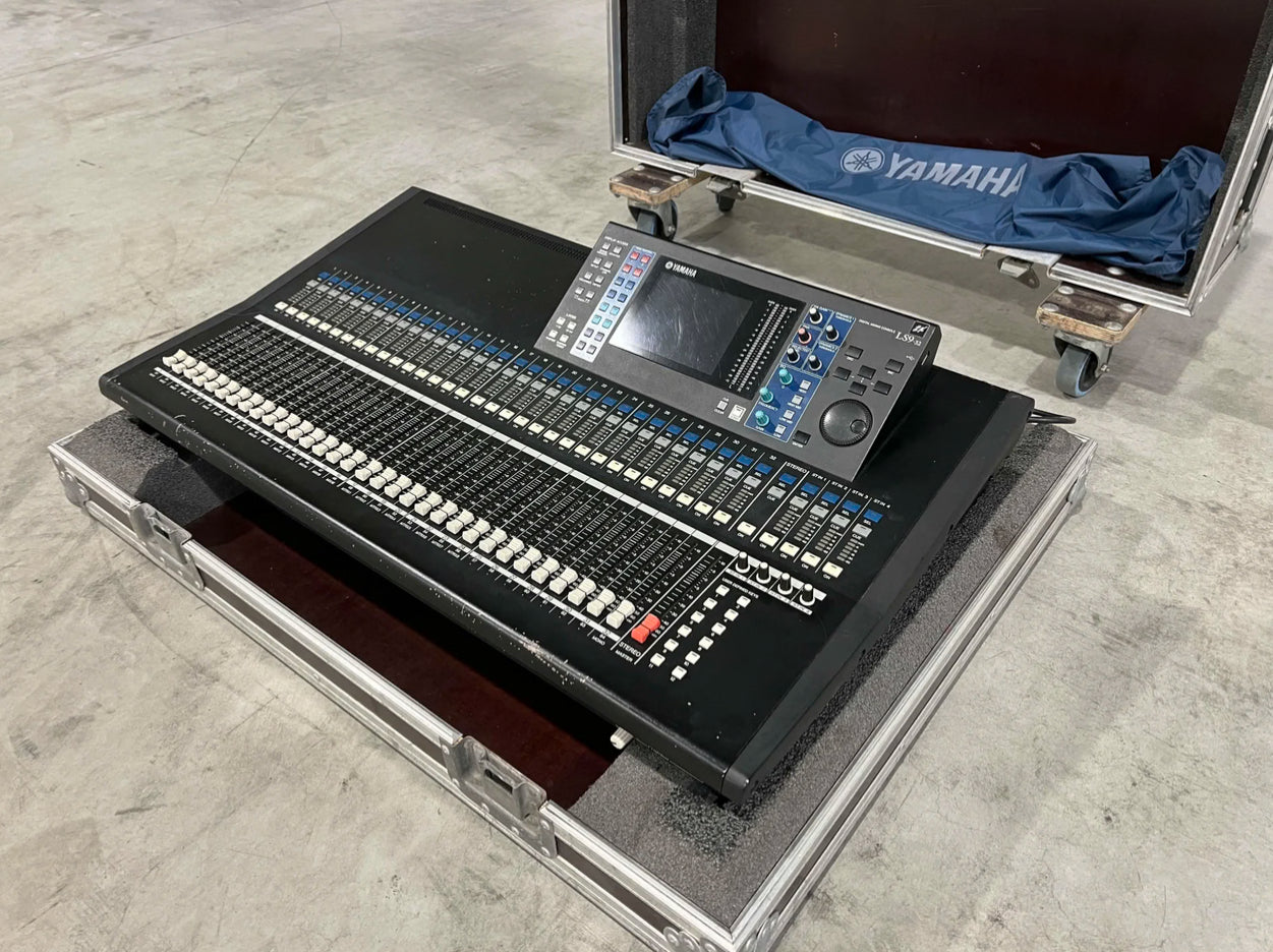 Yamaha LS9 incl. flightcase