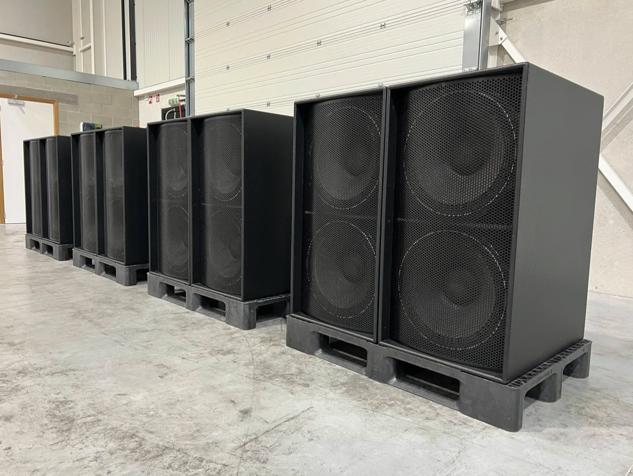 Martin Audio WS218X 2x18" sub (maritime installation) (8x)