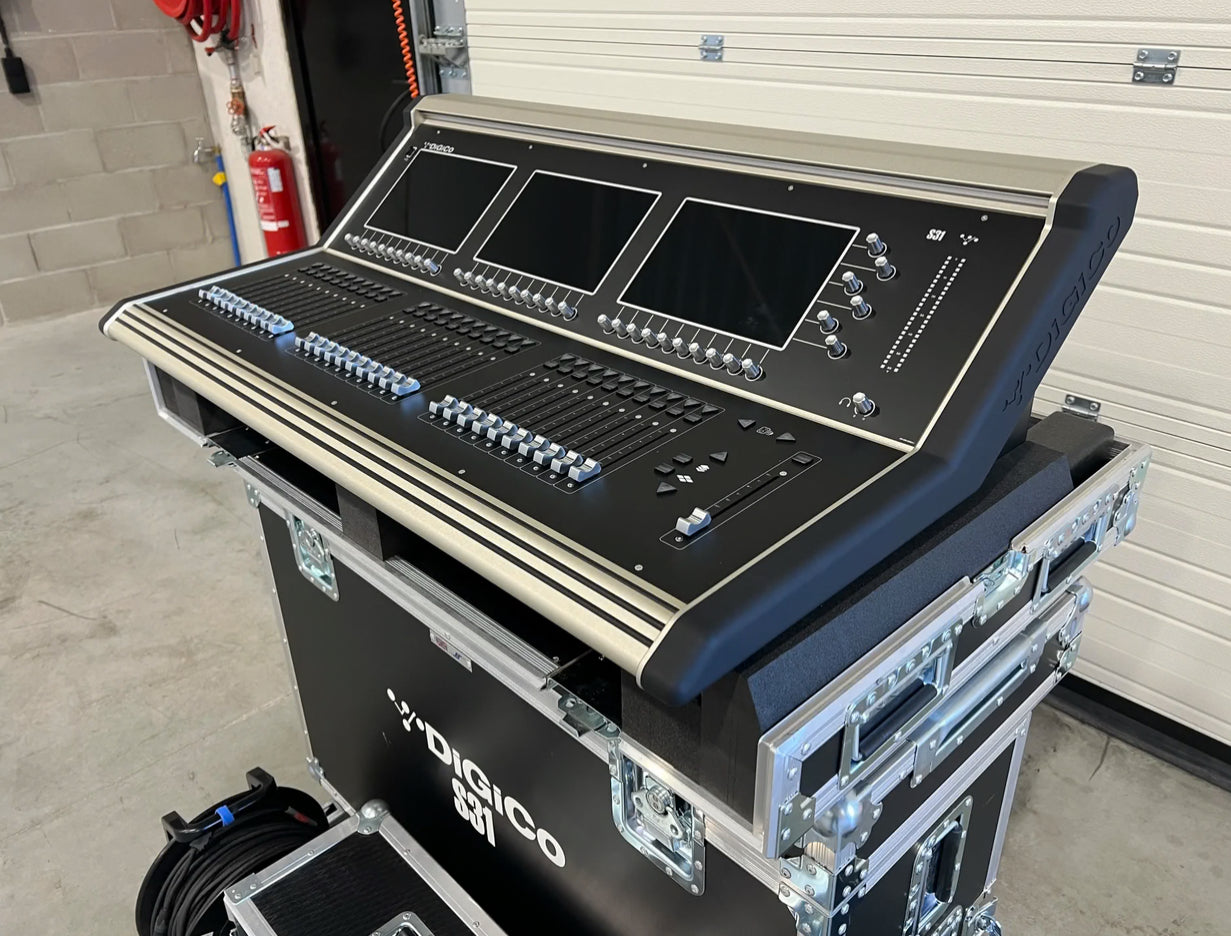 DiGiCo S31 + D-Rack + DMI-Madi-C + AES + Cable Cat6A