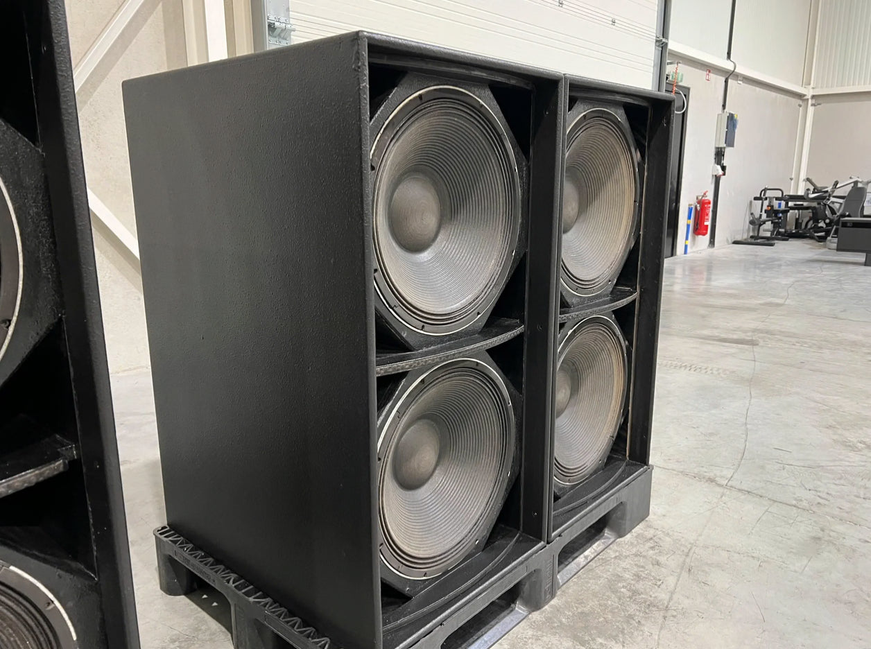 Martin Audio WS218X 2x18" sub (maritime installation) (8x)