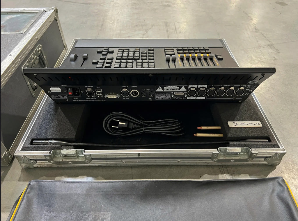 MA Lighting dot2 core incl. case