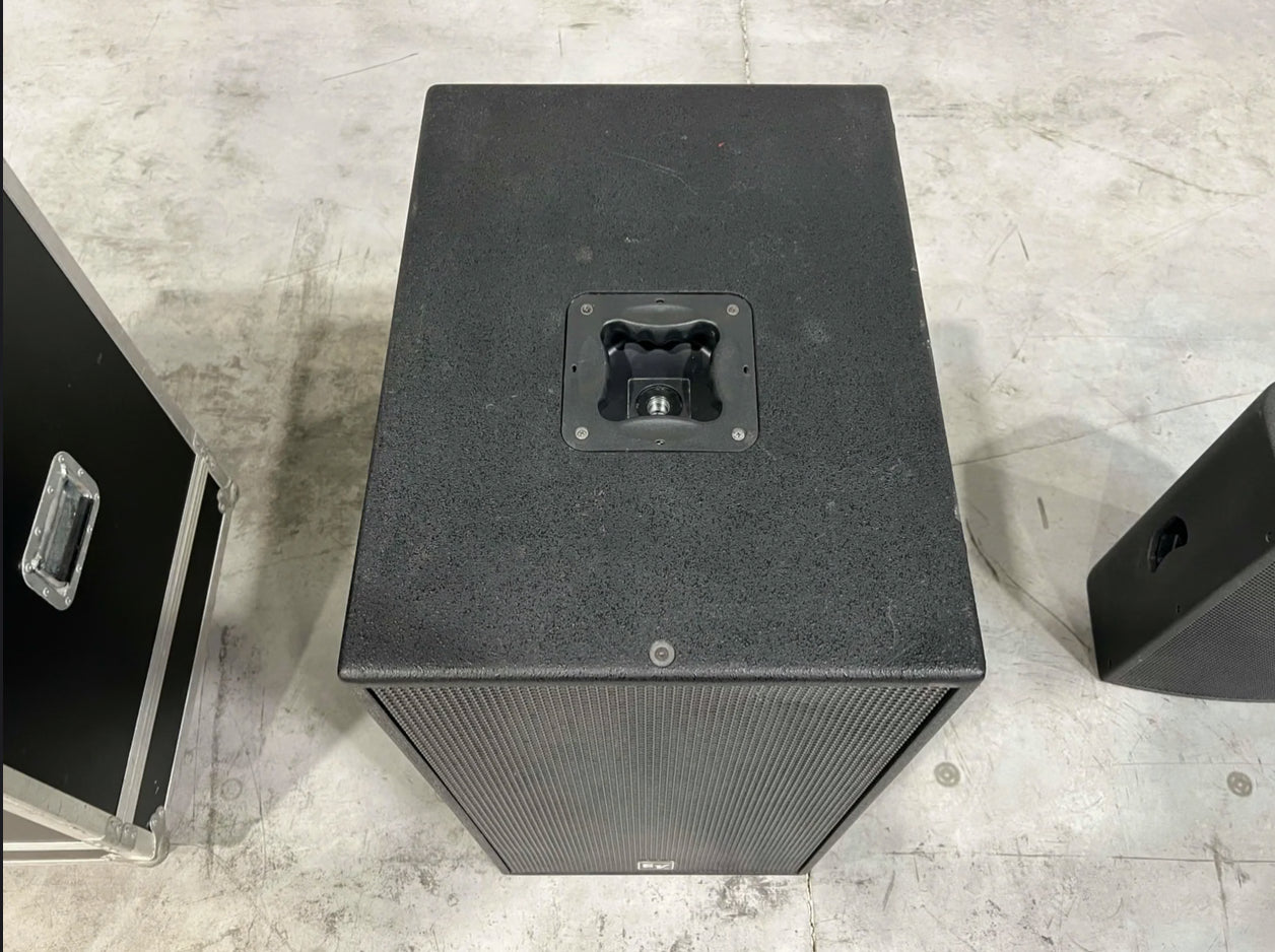 Electro-Voice (EV): 2x Rx118S 2x PX1122M 2x CP4000S 1xDC-One