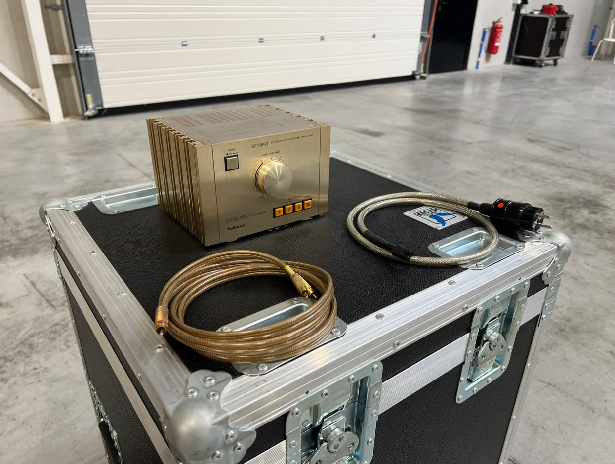 Technics SST-25HZ Super Bass Exciter + SST-150WT Amp