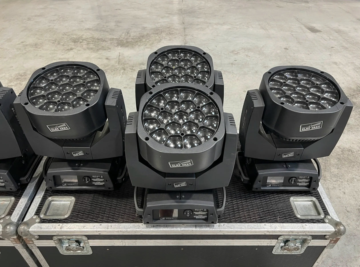 8x Clay Paky A.leda B-Eye K10 + 2x case + 16x bracket/clamp