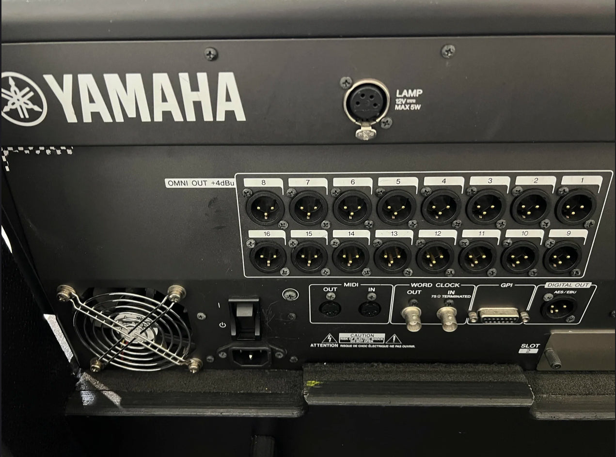 Yamaha QL5 incl. case (2x)