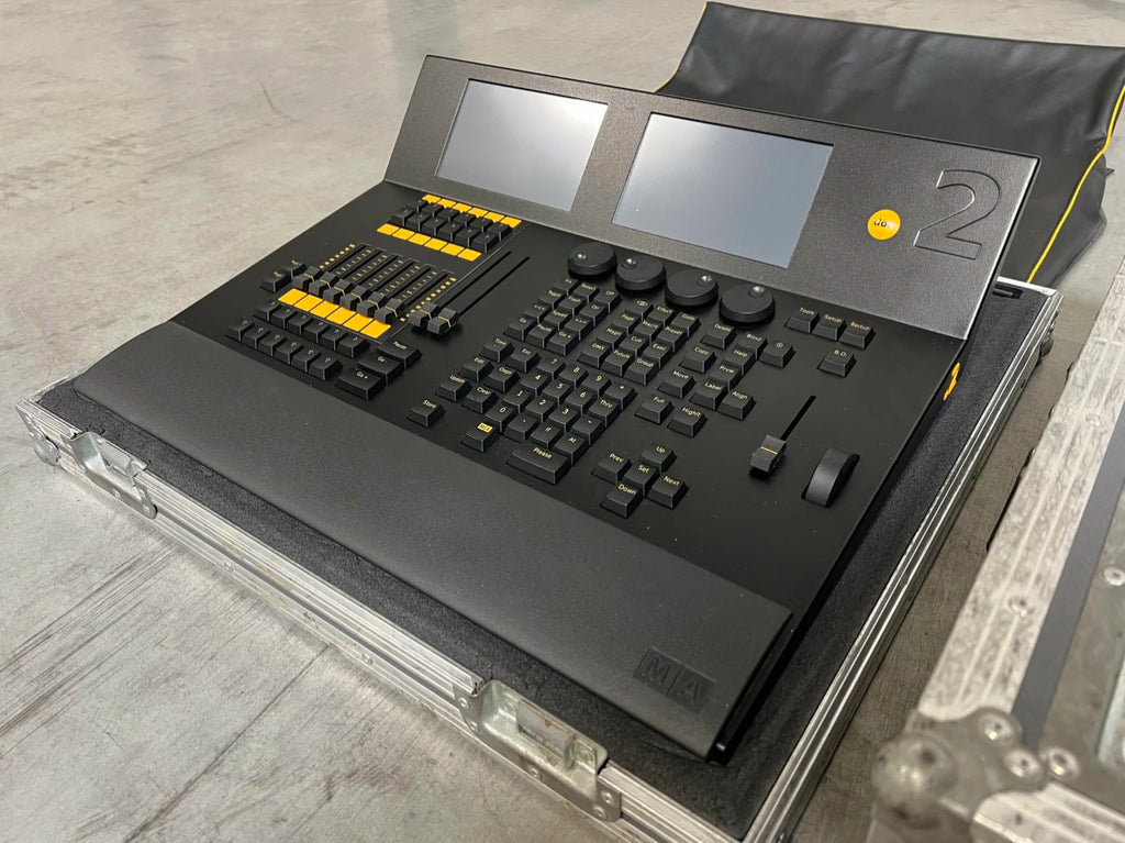MA Lighting dot2 core incl. case